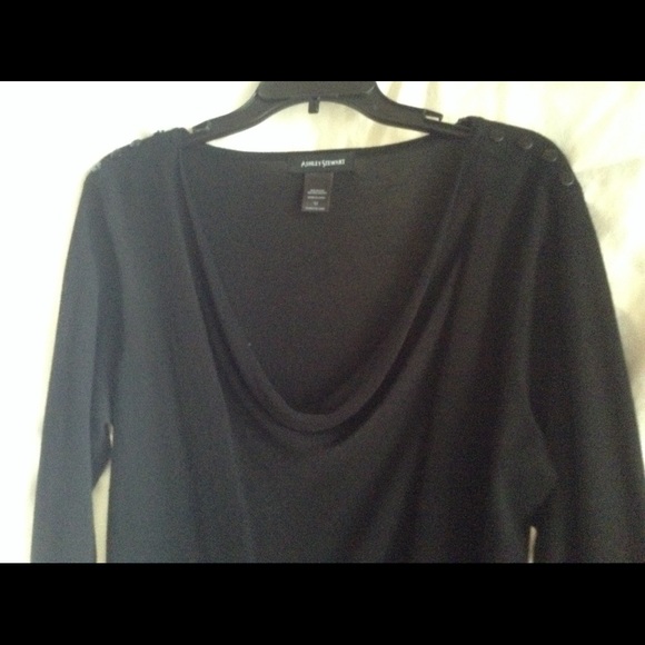 Sweater - Picture 2 of 2